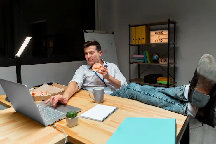 Remote Work Side Hustles in 2025